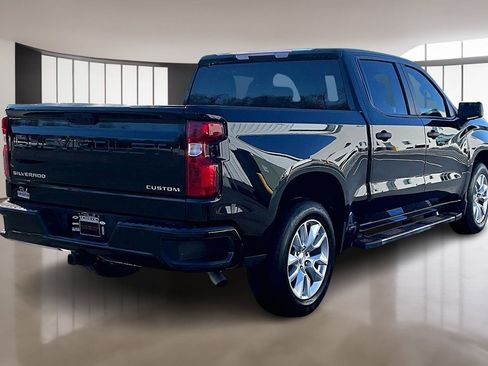Used 2023 Chevrolet Silverado 1500 Custom image 6