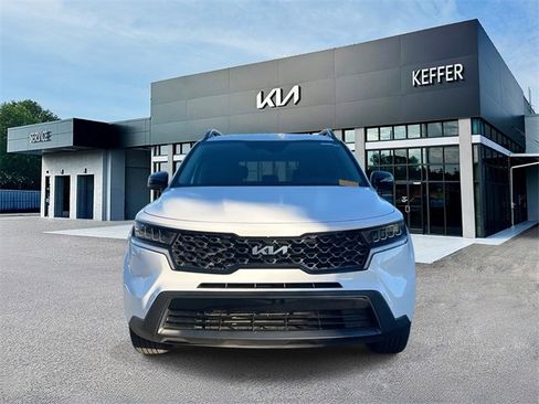 Certified 2023 Kia Sorento S image 3