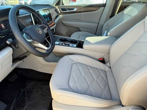New 2026 Volkswagen Atlas SE AWD/4WD image 7