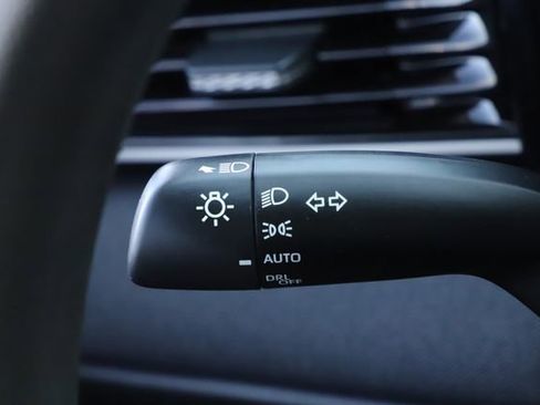 Used 2025 Toyota Camry LE FWD image 36