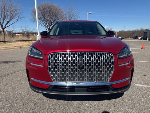 Used 2025 Lincoln Corsair FWD image 2