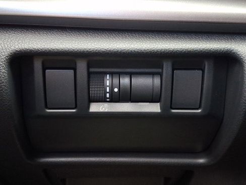 Used 2025 Subaru Impreza 2.0i Sport image 24