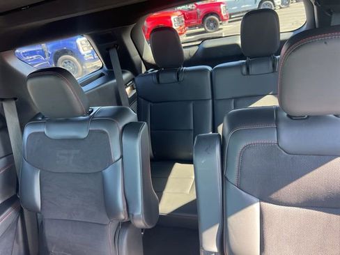 Used 2025 Ford Explorer ST AWD/4WD image 17