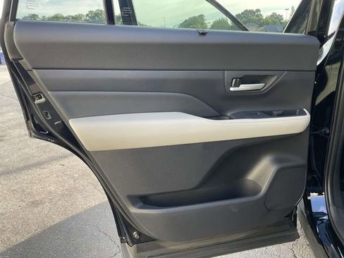 Used 2026 Toyota Grand Highlander AWD Hybrid image 16