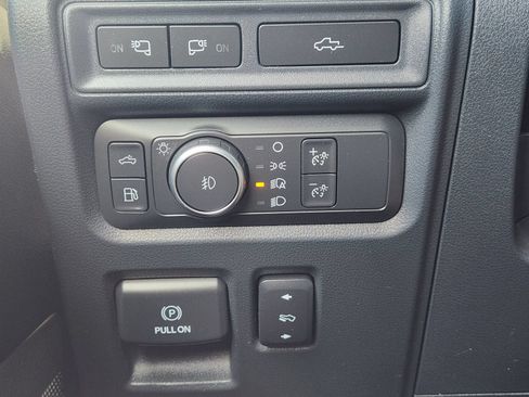 Used 2021 Ford F150 Platinum w/ Equipment Group 701A High AWD/4WD image 26