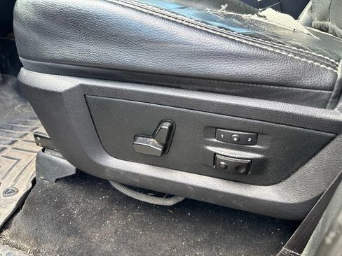 Used 2015 RAM 1500 Laramie w/ Convenience Group AWD/4WD image 11