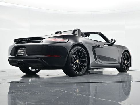 Certified 2024 Porsche 718 Boxster RWD image 41