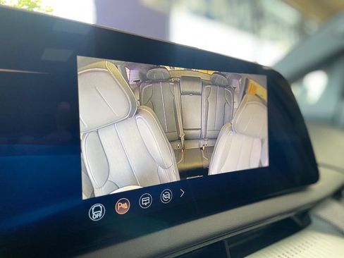 Used 2025 Cadillac Optiq Luxury 2 w/ LPO, Floor Liner Package AWD/4WD image 37