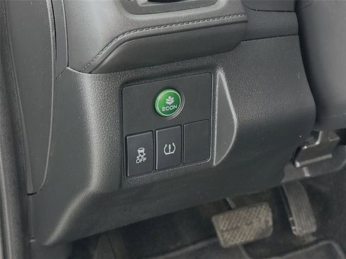 Used 2018 Honda HR-V EX image 13