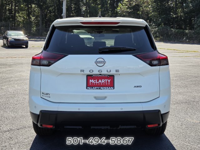 Used 2024 Nissan Rogue S AWD/4WD image 4
