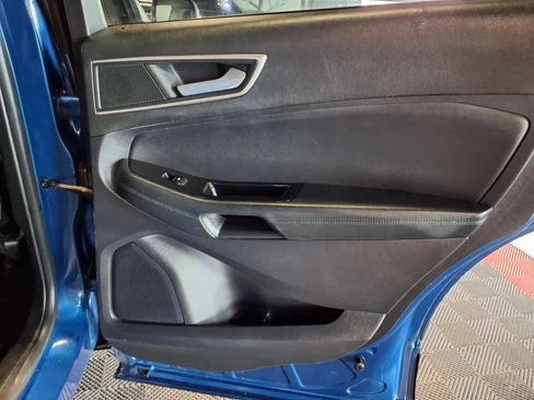 Used 2020 Ford Edge SEL FWD image 10