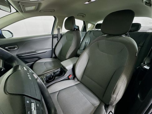 Used 2025 Kia K4 FWD image 13