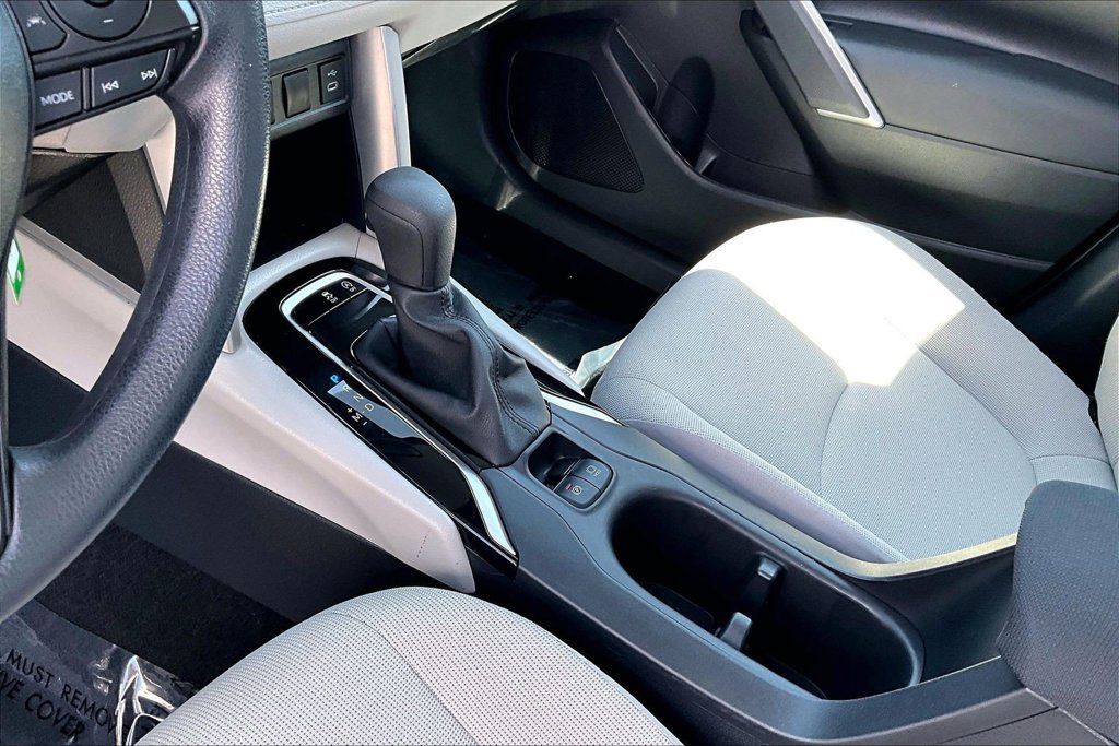 Used 2024 Toyota Corolla Cross L AWD/4WD image 10
