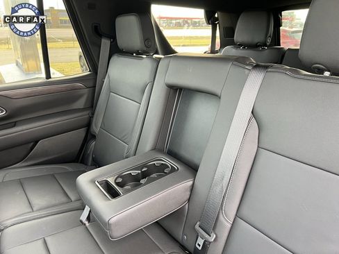 Used 2024 Chevrolet Tahoe Z71 w/ Luxury Package image 28