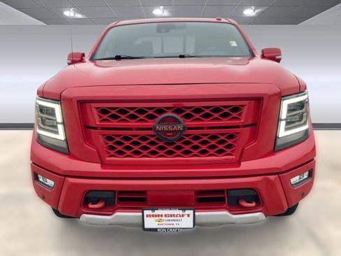 Used 2021 Nissan Titan PRO-4X w/ Pro-4x Convenience Package image 5