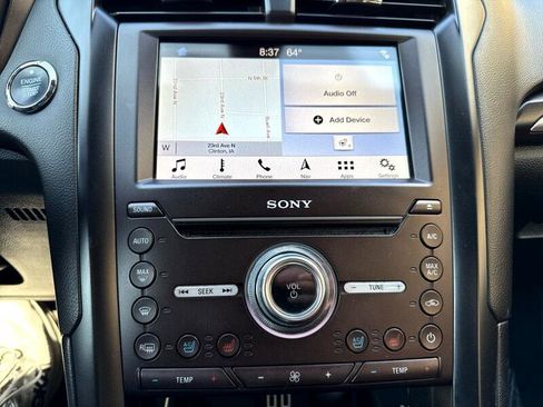 Used 2019 Ford Fusion Titanium image 9