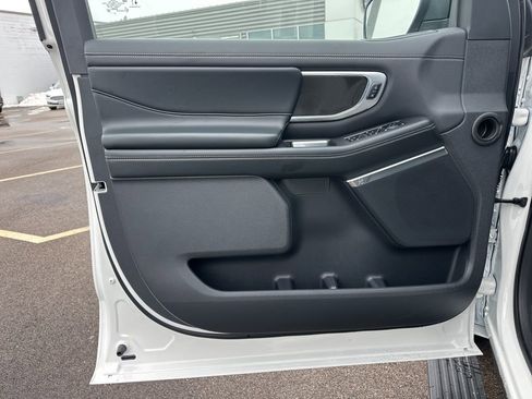 New 2025 Ford Expedition Max Platinum w/ Stealth Performance Package image 28