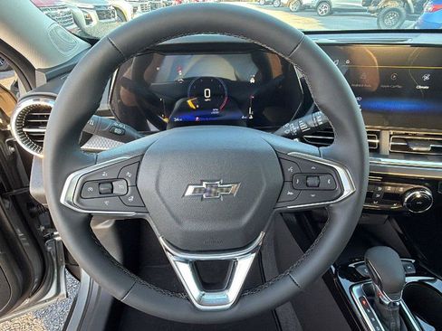 New 2026 Chevrolet Trax ACTIV w/ Sunroof Package FWD image 21