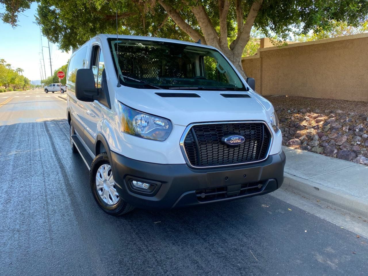 Used 2025 Ford Transit 250 Low Roof w/ Exterior Upgrade Package RWD image 2