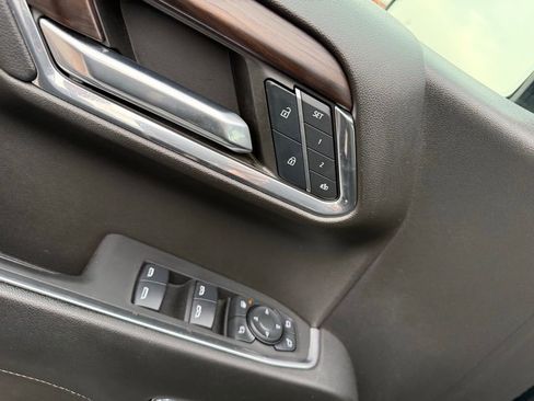 Used 2024 GMC Sierra 1500 SLT w/ SLT Premium Plus Package image 10