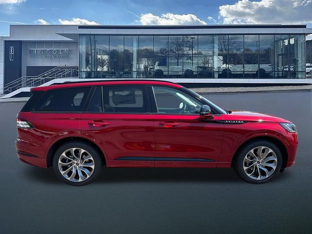 New 2027 Lincoln Aviator AWD w/ Jet Appearance Package image 9