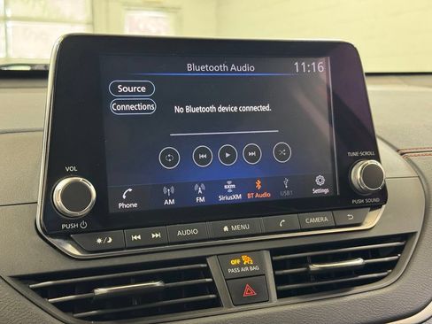 Used 2019 Nissan Altima 2.5 SR FWD image 41