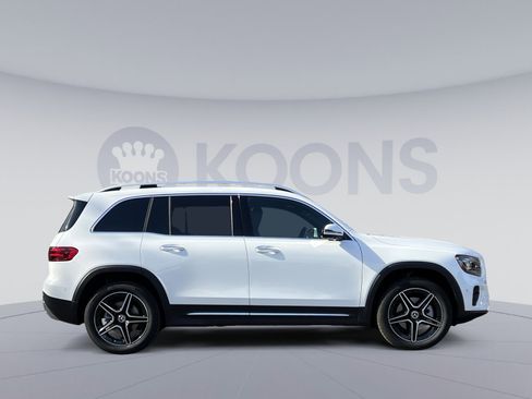 New 2026 Mercedes-Benz GLB 250 4MATIC image 7