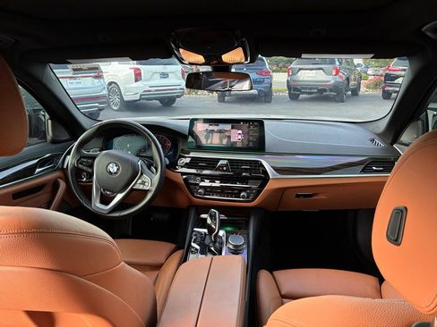Used 2021 BMW 540i xDrive w/ Premium Package AWD/4WD image 12