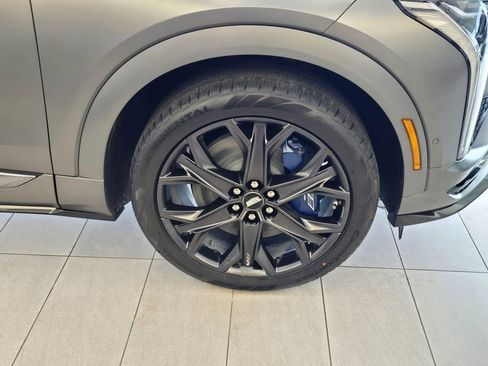 New 2026 Cadillac Optiq V w/ Magnus Launch Edition image 8