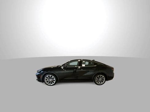 New 2026 Toyota Crown Limited image 5