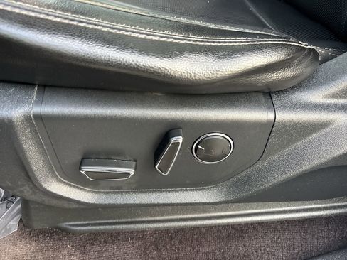 Used 2016 Ford F150 Lariat w/ Equipment Group 502A Luxury image 20