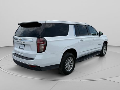 Used 2023 Chevrolet Suburban LS AWD/4WD image 5