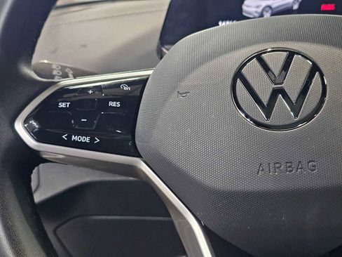 Used 2023 Volkswagen ID.4 Pro S image 25