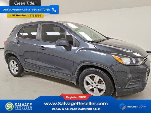 Used 2021 Chevrolet Trax LS w/ Tint and Cruise Package FWD image 5