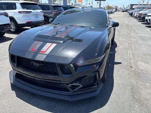 Used 2024 Ford Mustang GT Premium RWD image 3