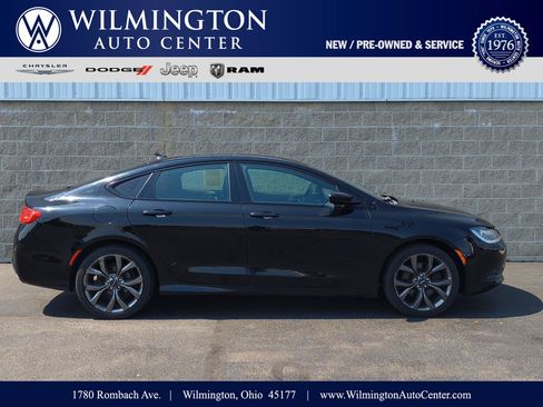 Used 2016 Chrysler 200 S w/ Comfort Group FWD image 1