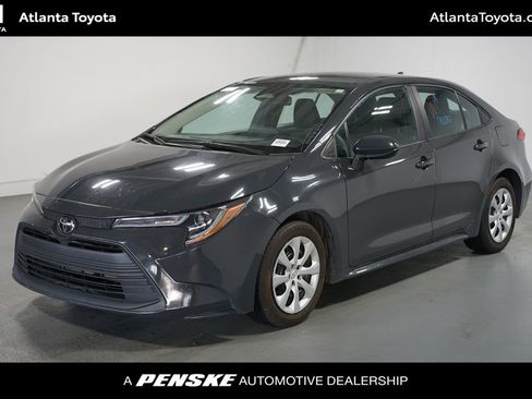 Used 2023 Toyota Corolla LE image 1