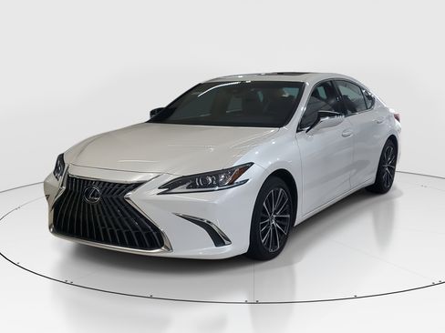 Used 2022 Lexus ES 350 w/ Premium Package image 3