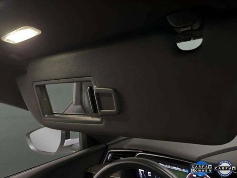 Used 2024 Audi Q8 e-tron Premium image 51