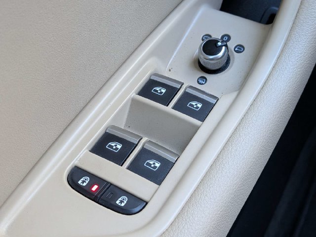 Used 2020 Audi A4 2.0T Premium w/ Convenience Package FWD image 23
