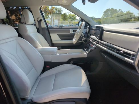 Used 2024 Hyundai Santa Fe SEL image 34