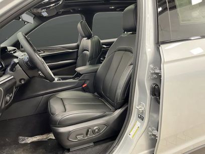 New 2026 Jeep Grand Cherokee Limited w/ Luxury Tech Group II