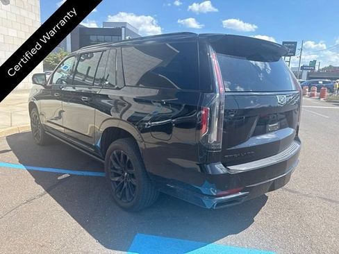 Certified 2023 Cadillac Escalade ESV Sport Platinum w/ LPO, ONYX Package AWD/4WD image 7