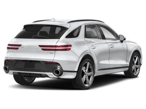Used 2022 Genesis GV70 3.5T Sport w/ Sport Prestige Package AWD/4WD image 2
