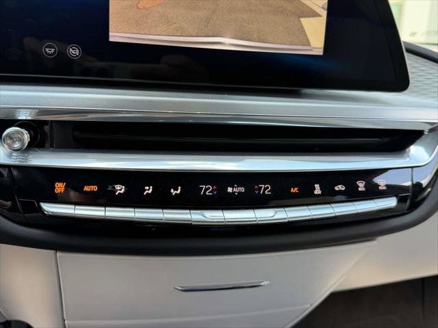 Used 2023 Cadillac Lyriq 2WD image 34