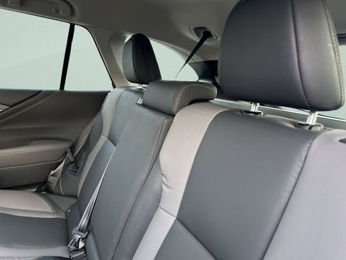 Used 2024 Subaru Outback Onyx Edition image 27