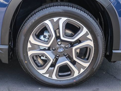 Certified 2023 Subaru Ascent Limited AWD/4WD image 11