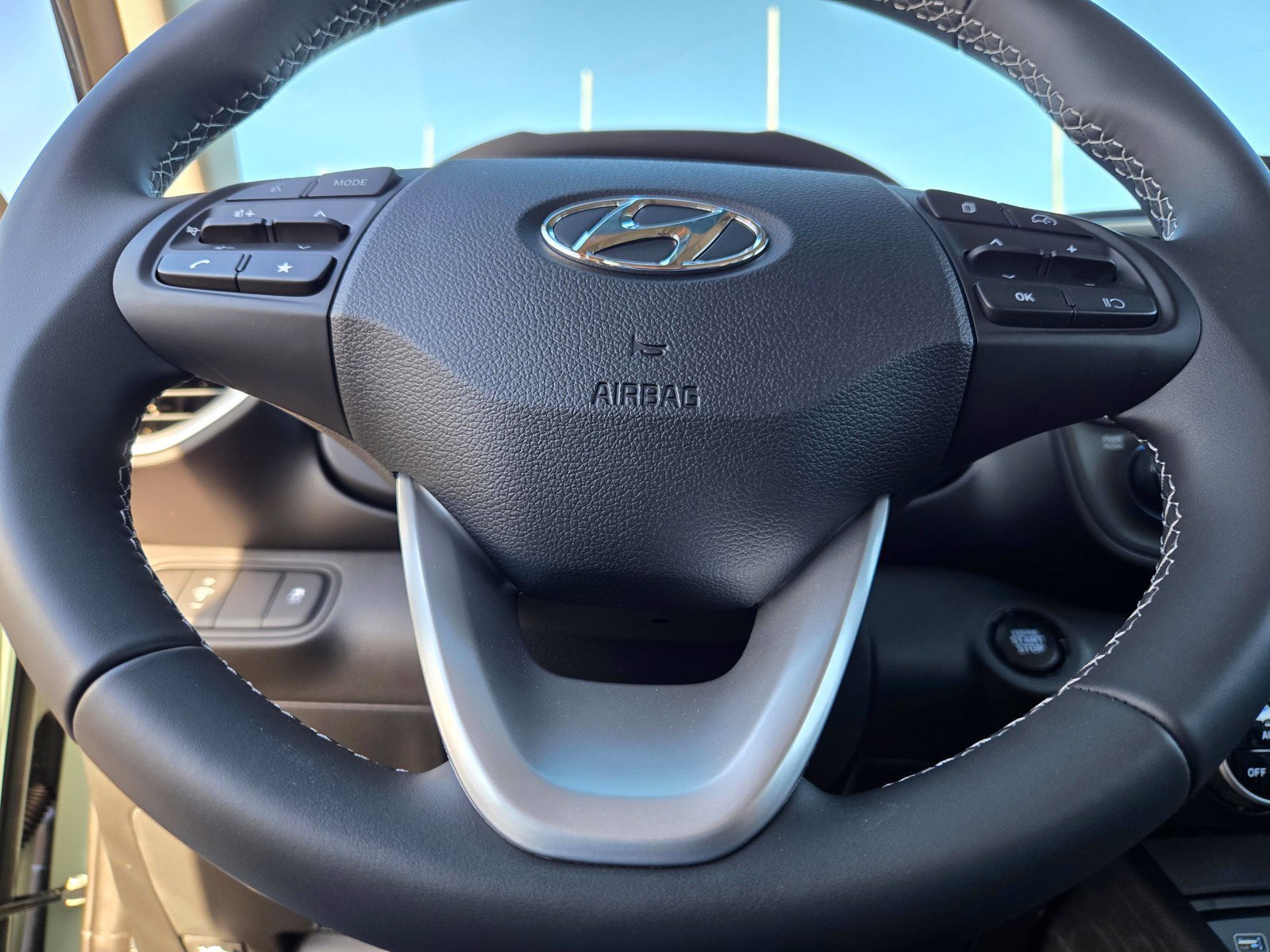 New 2026 Hyundai Venue SEL FWD image 20