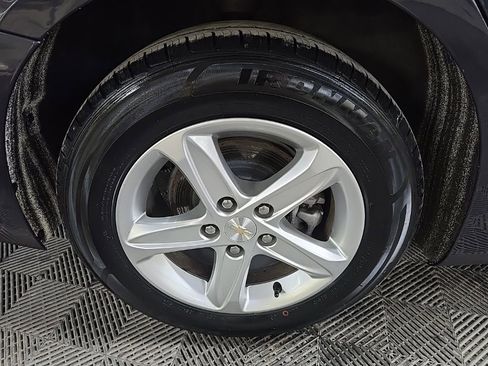 Used 2023 Chevrolet Malibu LT FWD image 13