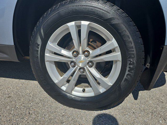 Used 2015 Chevrolet Equinox LS AWD/4WD image 13